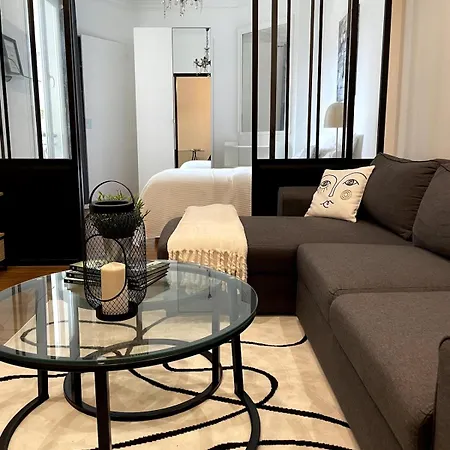 Superbe Palais Des Congres * Paris